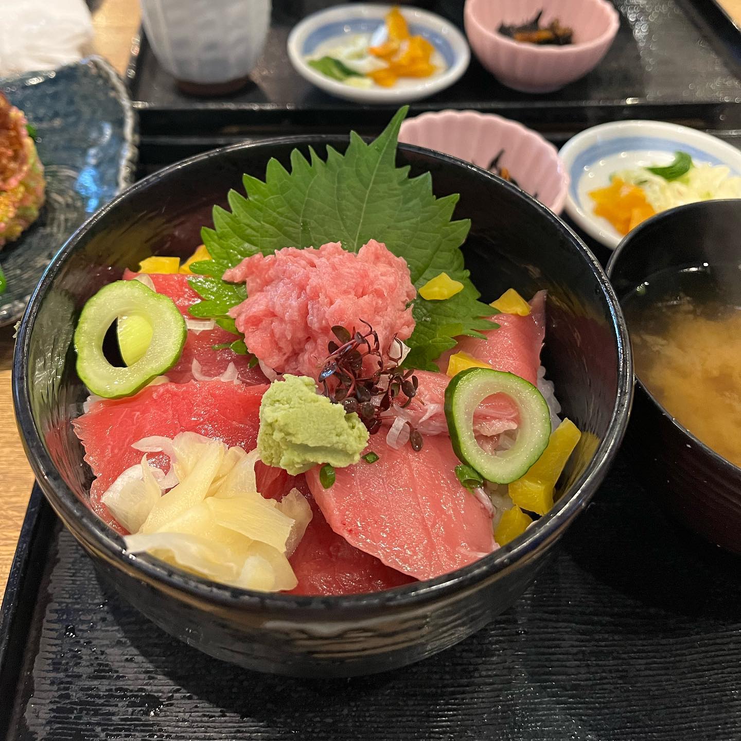 港食堂 かにと海鮮丼かじま