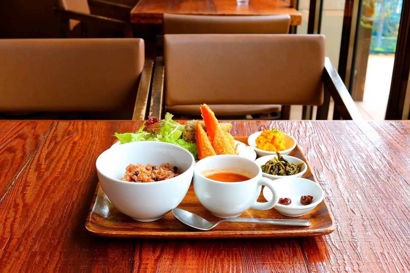 GRILL & オーガニックレストラン Bio食堂