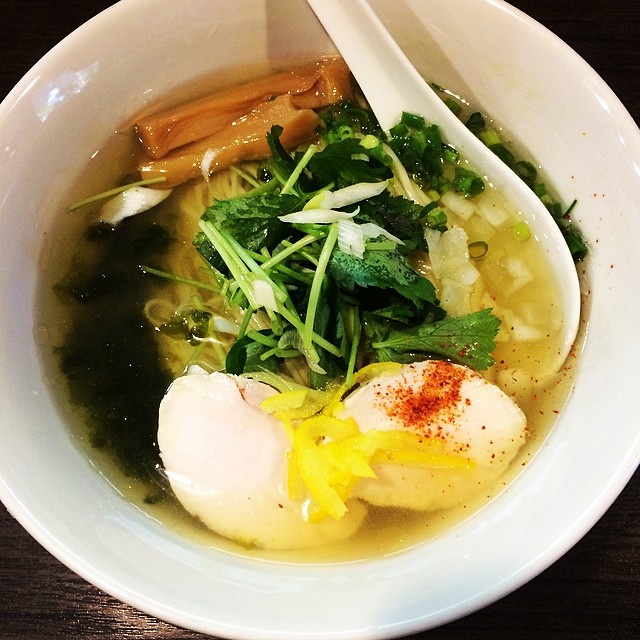 自家製麺 ほうきぼし 赤羽駅前店