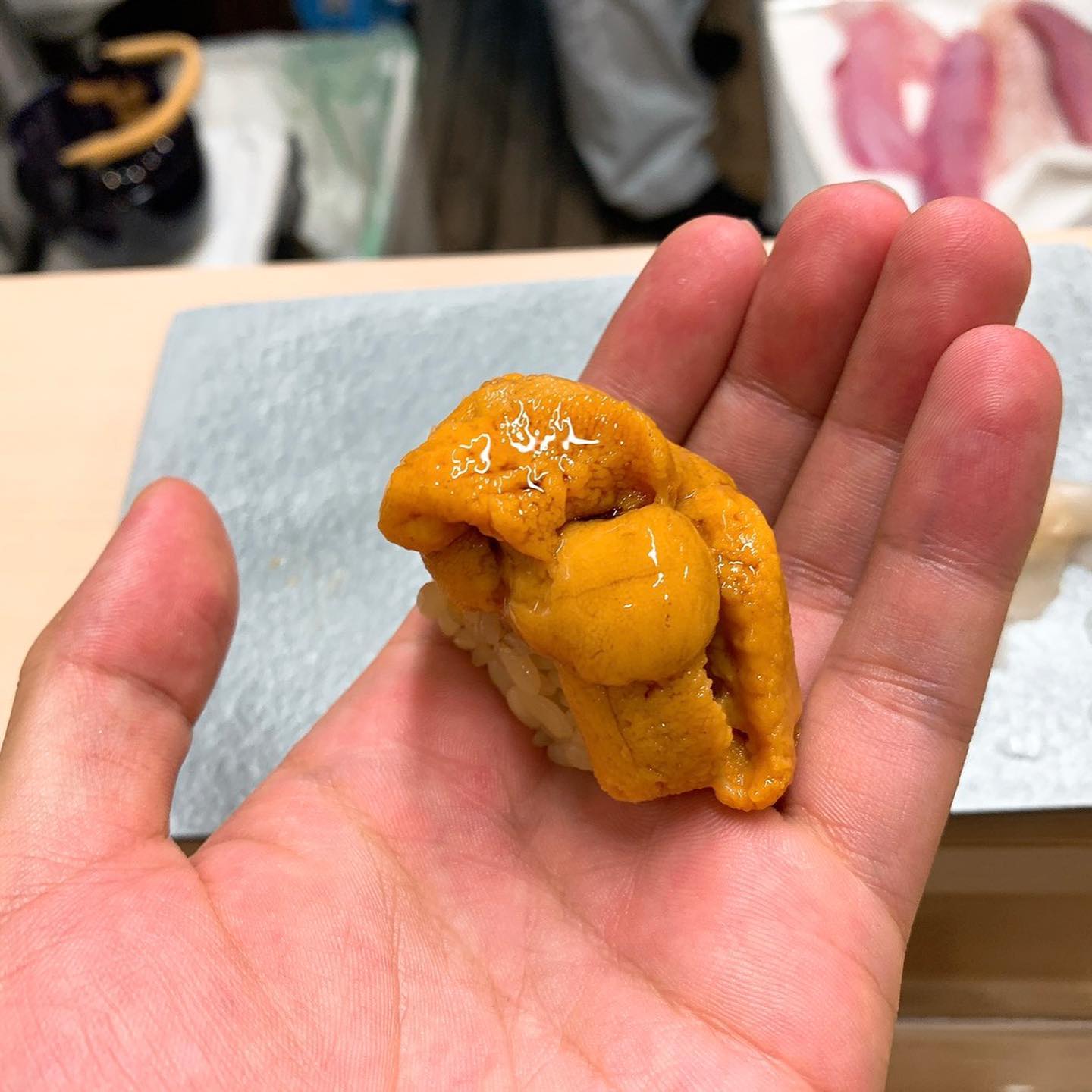 立喰い寿司あきら