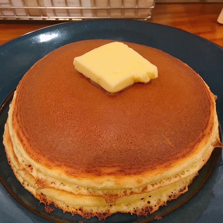 Tsuru cafe 鶴と私の恩返し