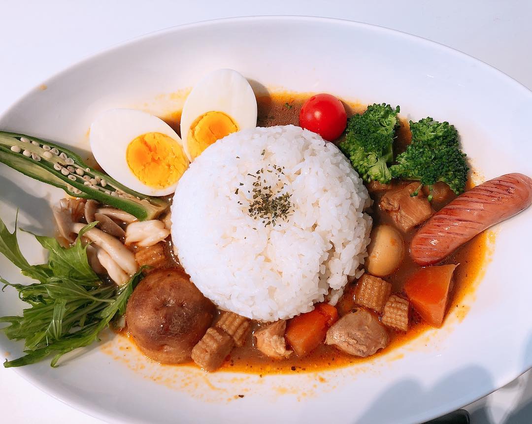 カフェアンドミール ムジ 神戸バル