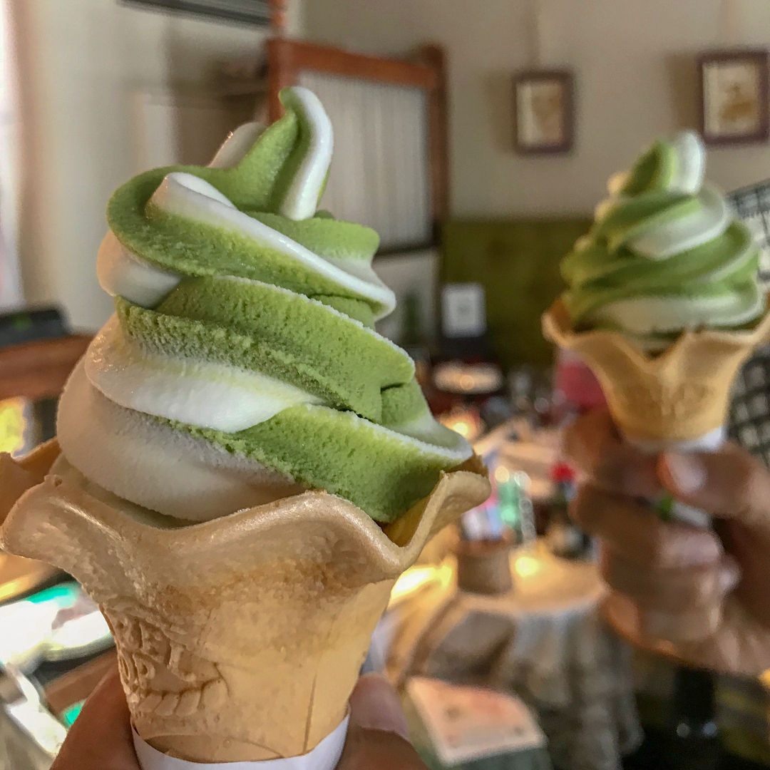 カオリ・ヒロネ