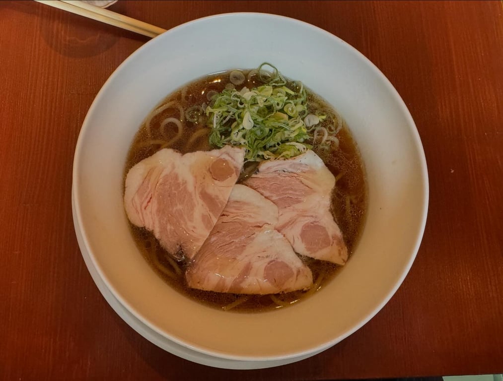 淡路島バーガープラス/らーめん ゆるり