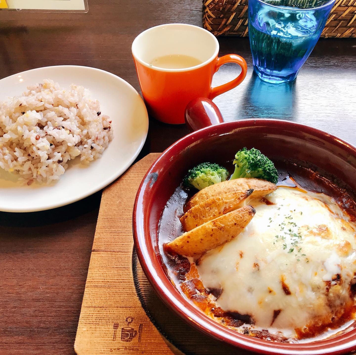 コージーズハンバーグ