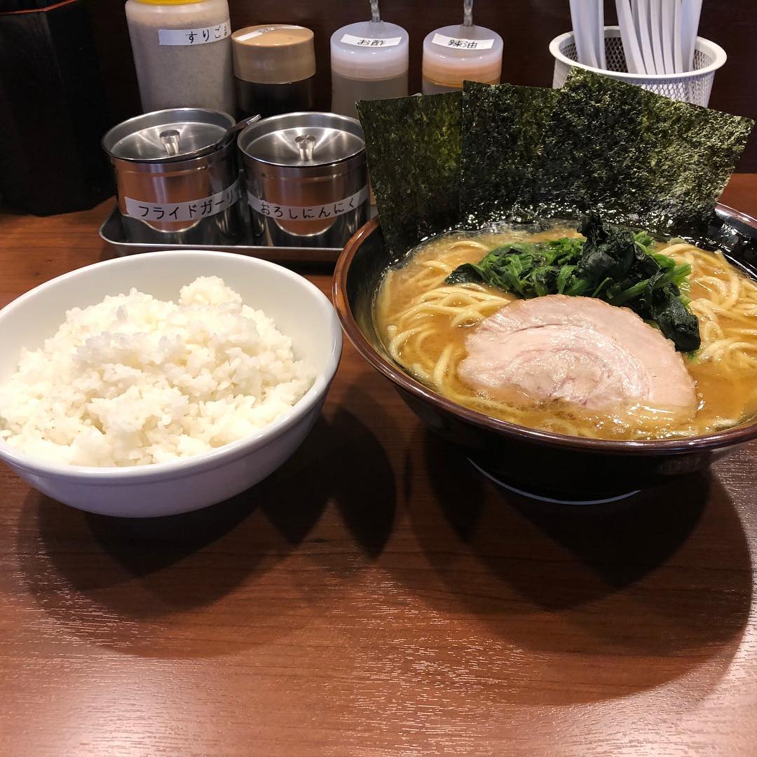 横浜家系ラーメン銀家 大和店