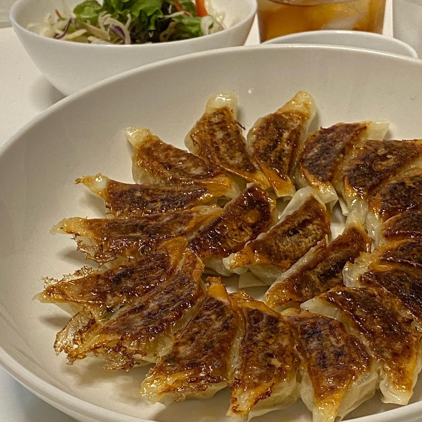 熟成生餃子専門店 夜来香(エイライシャン)御器所店