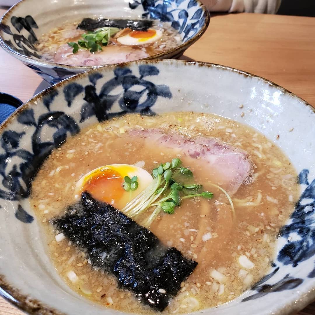 支那そば 麺処 がほうじん