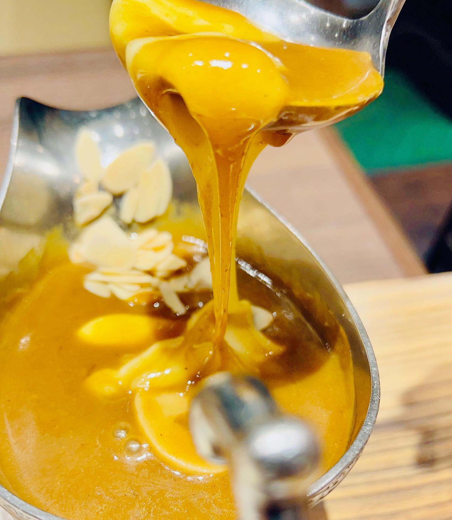 欧風カレー ガヴィアル コレド室町2店