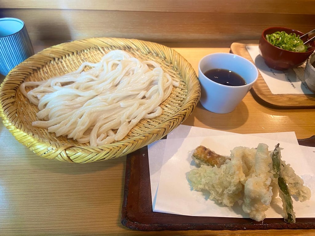 手打釜揚うどん みよし