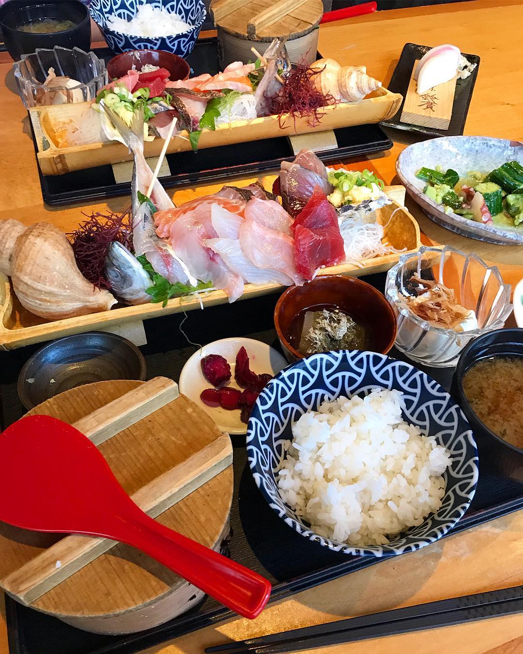 炭火 RoBaTa 酒場 おはし