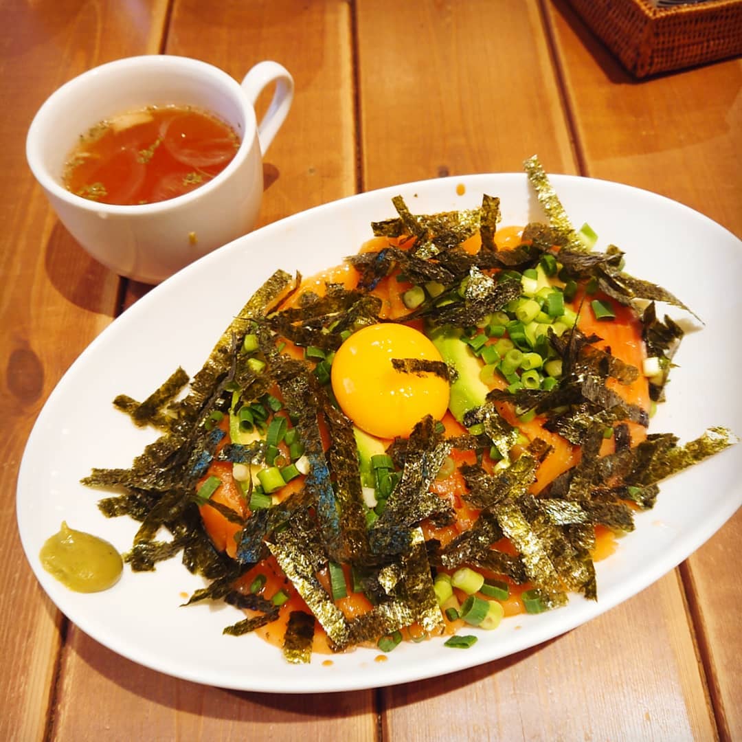 LOCO'S KITCHEN OLUOLU(ロコスキッチン オルオル)