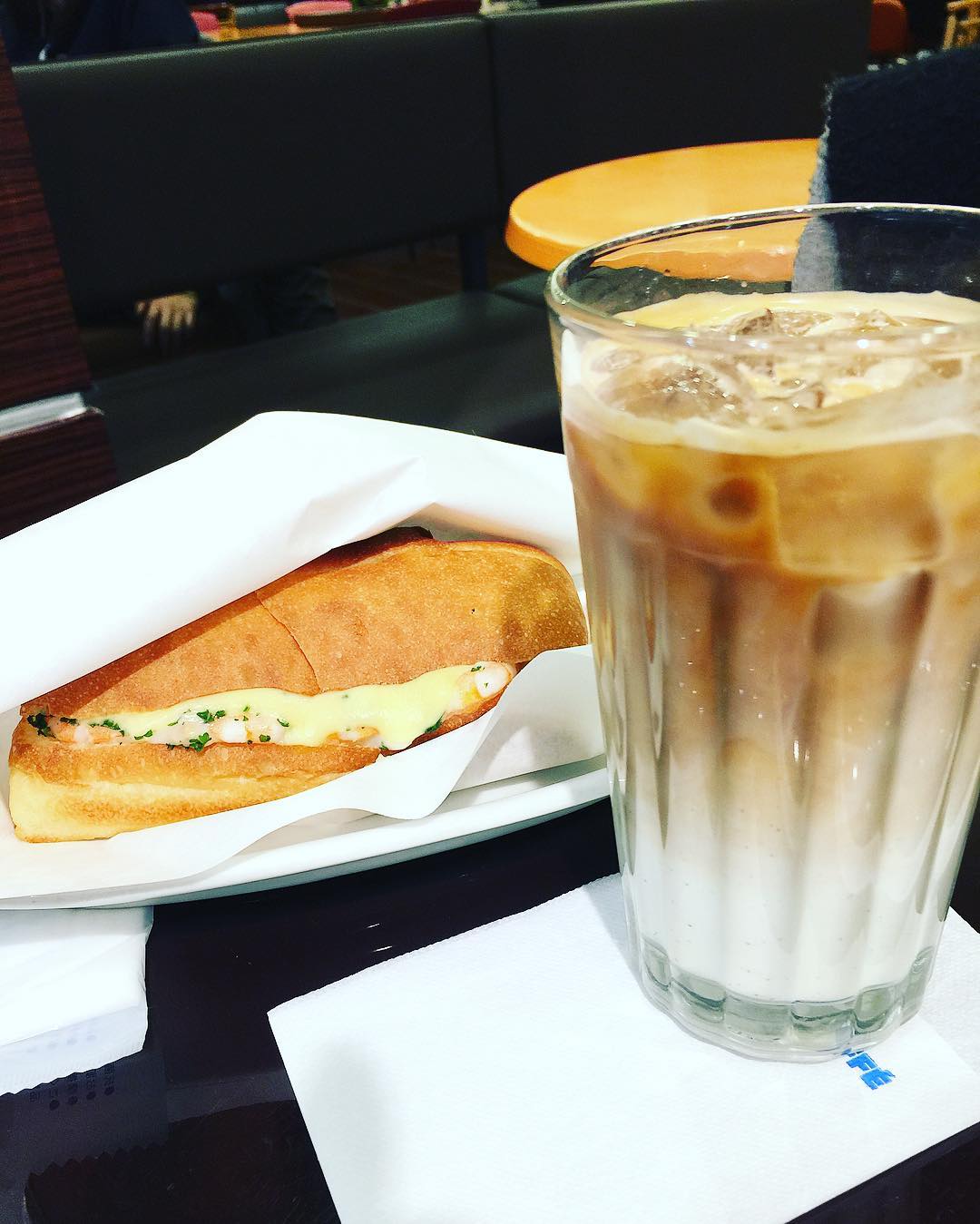 エクセルシオール カフェ 本厚木駅店