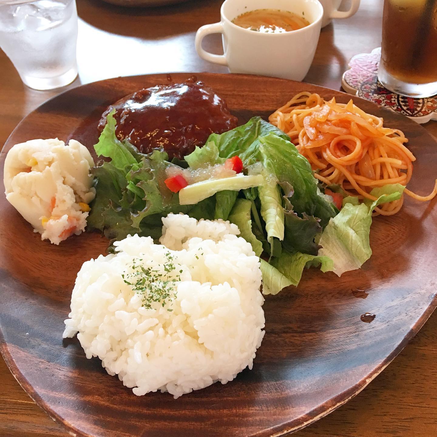 HOKU YOU CAFE / ㈱北優建築事務所