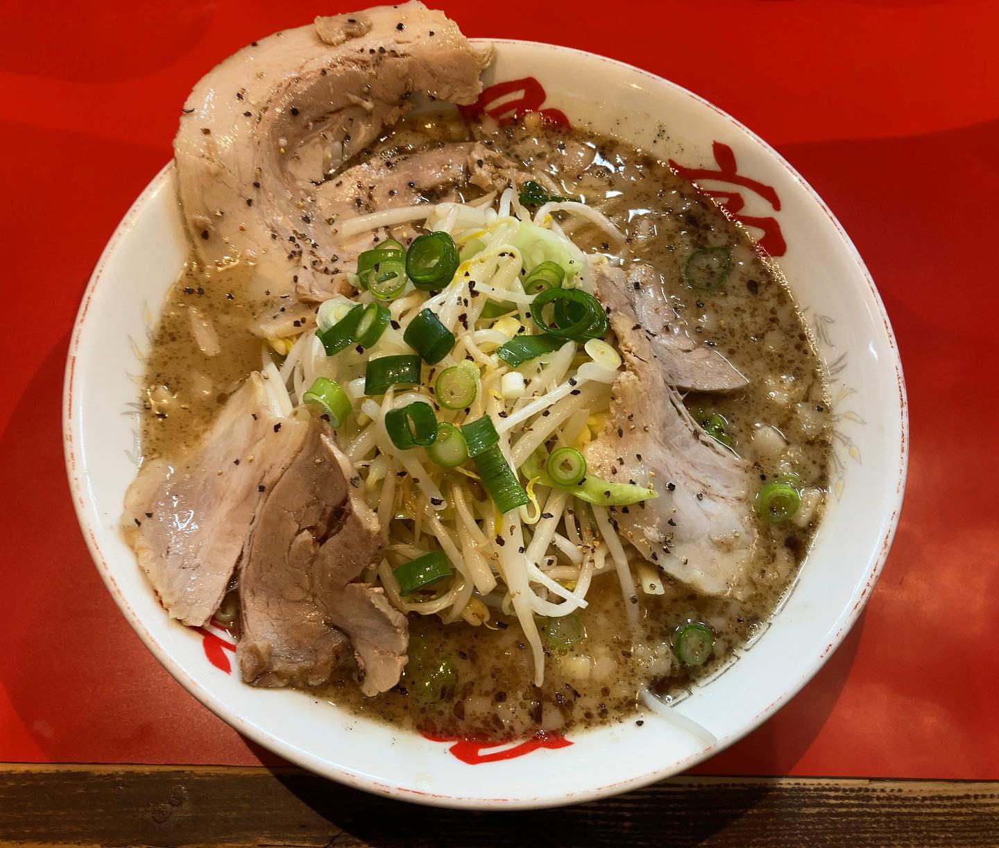 ラーメン 骨々亭