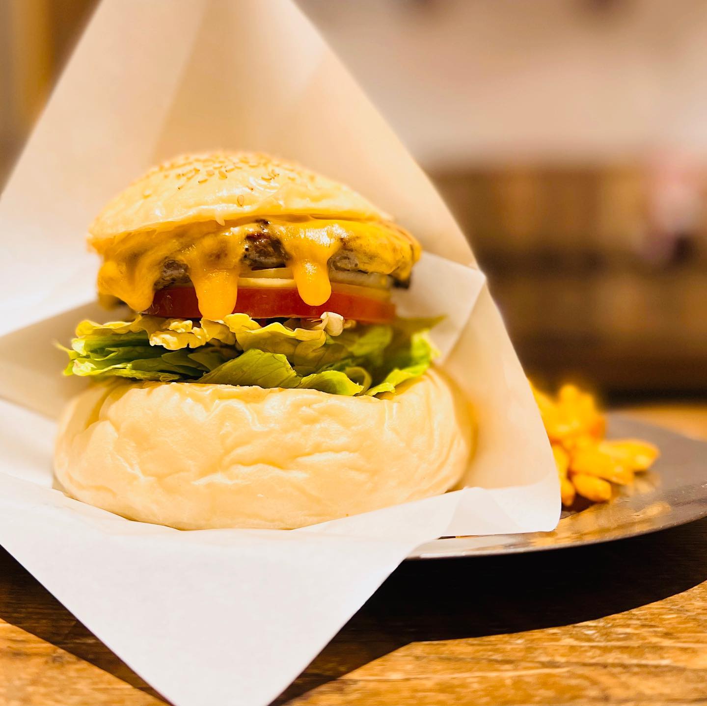 burger kitchen WAKIE WAKIE