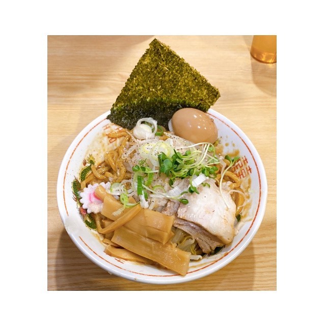 武蔵野アブラ學会 早稲田総本店