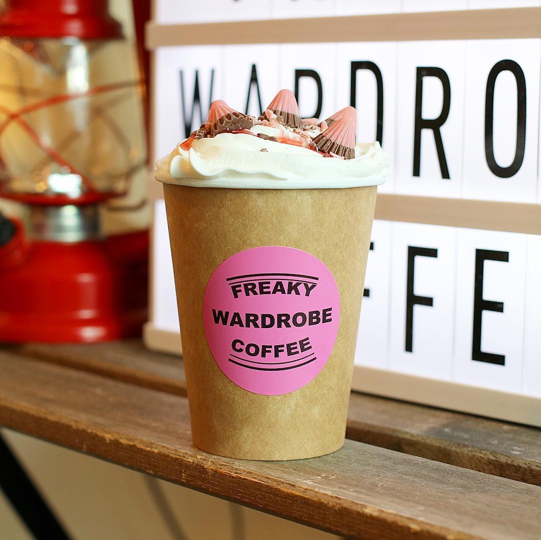 FREAKY WARDROBE COFFEE