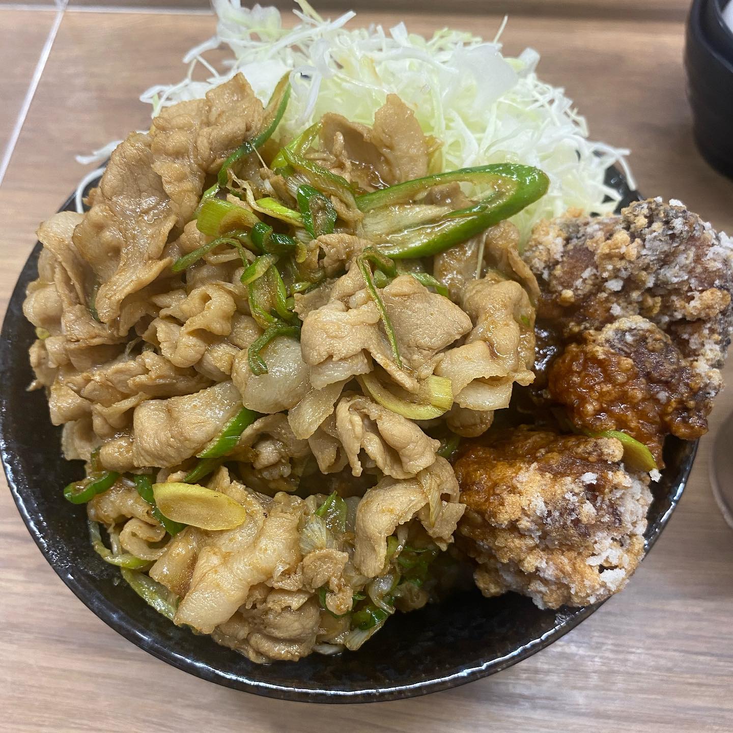 伝説のすた丼屋 金沢大河端店
