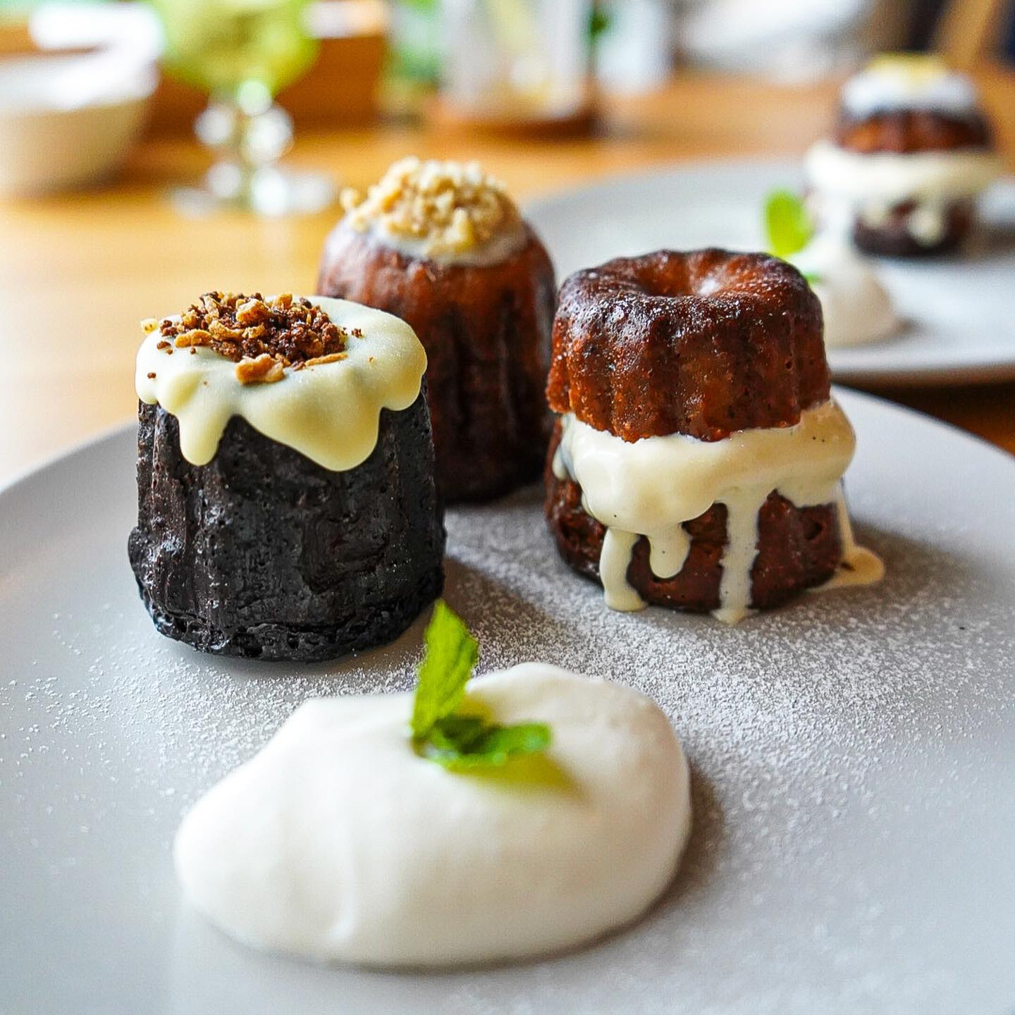 ノーリーズボタニカルカフェ & NOLLYS/ARAZA