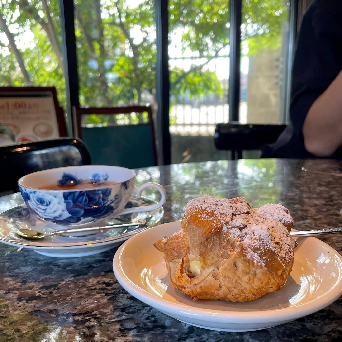 カフェレストスプーンベル