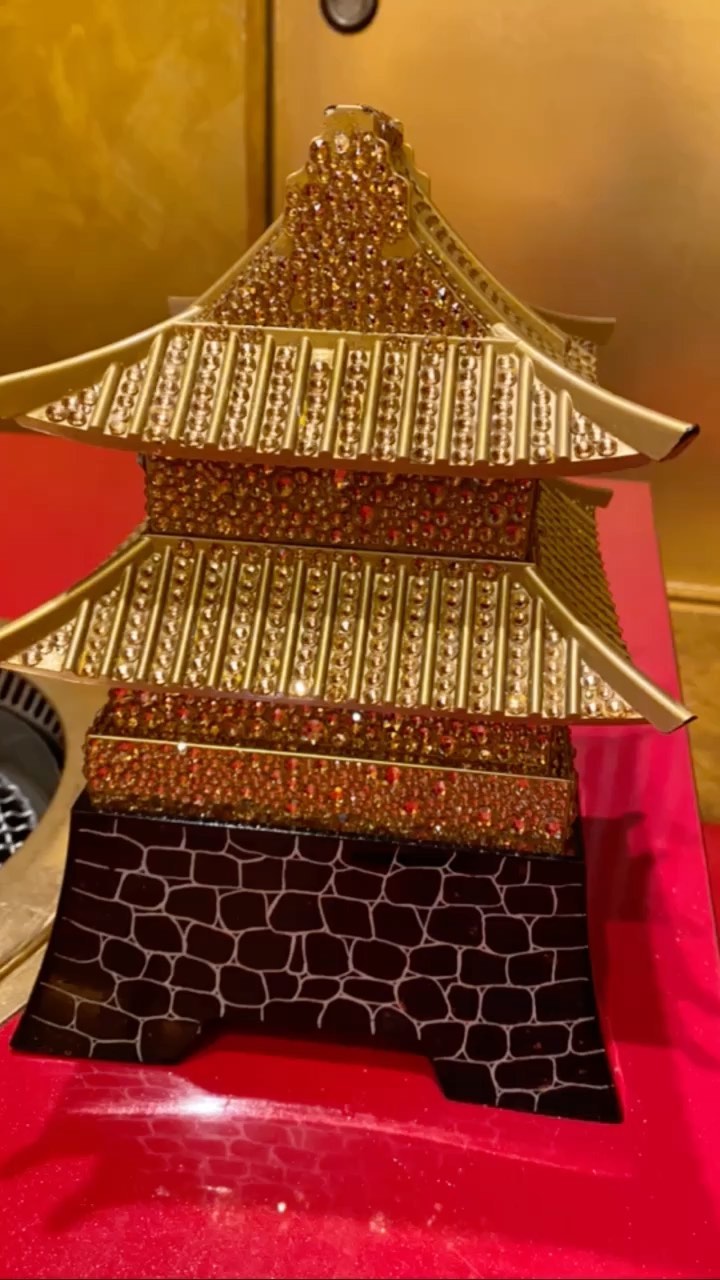 牛牛 西麻布 総本店