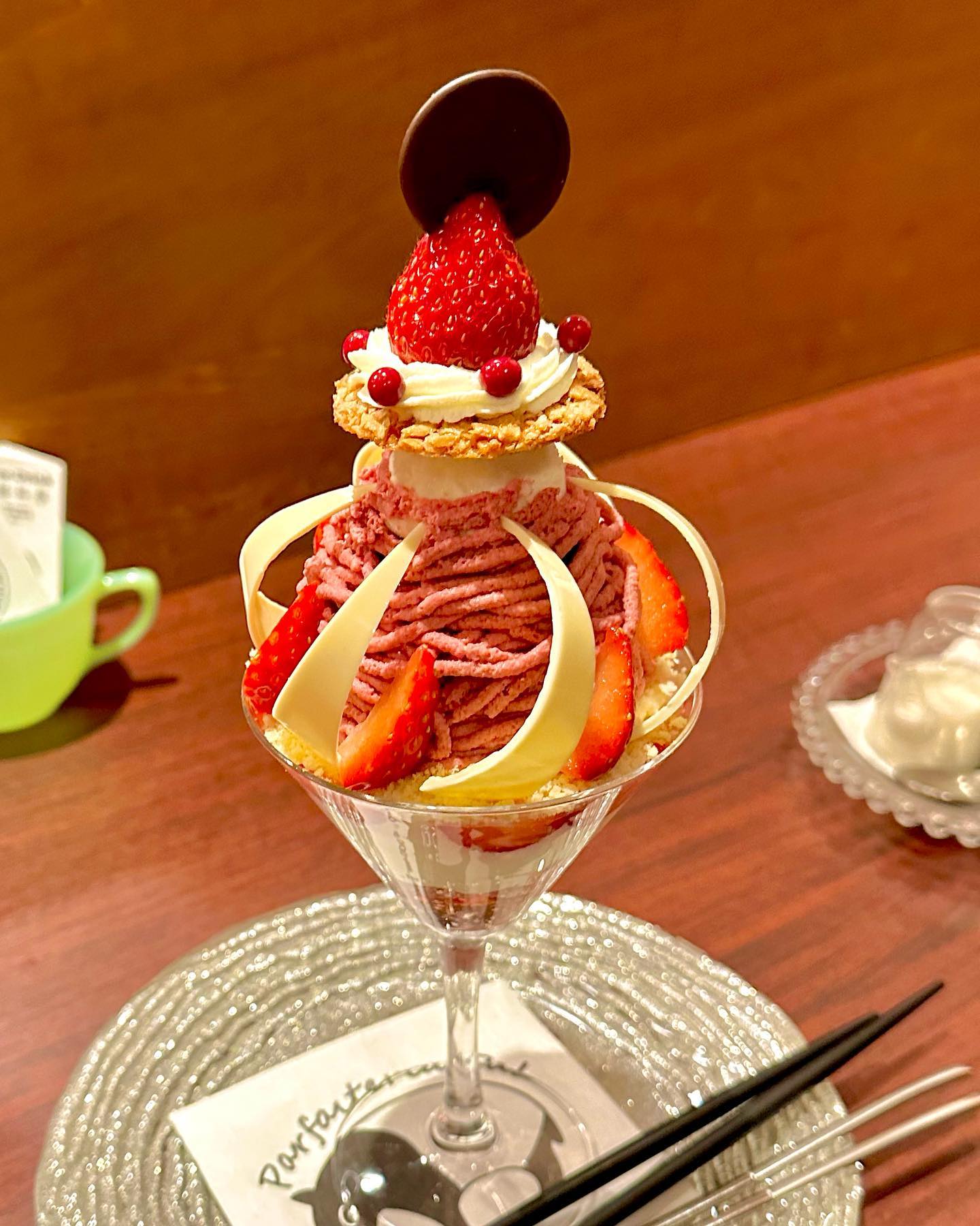 夜パフェ専門店パフェテリア パル