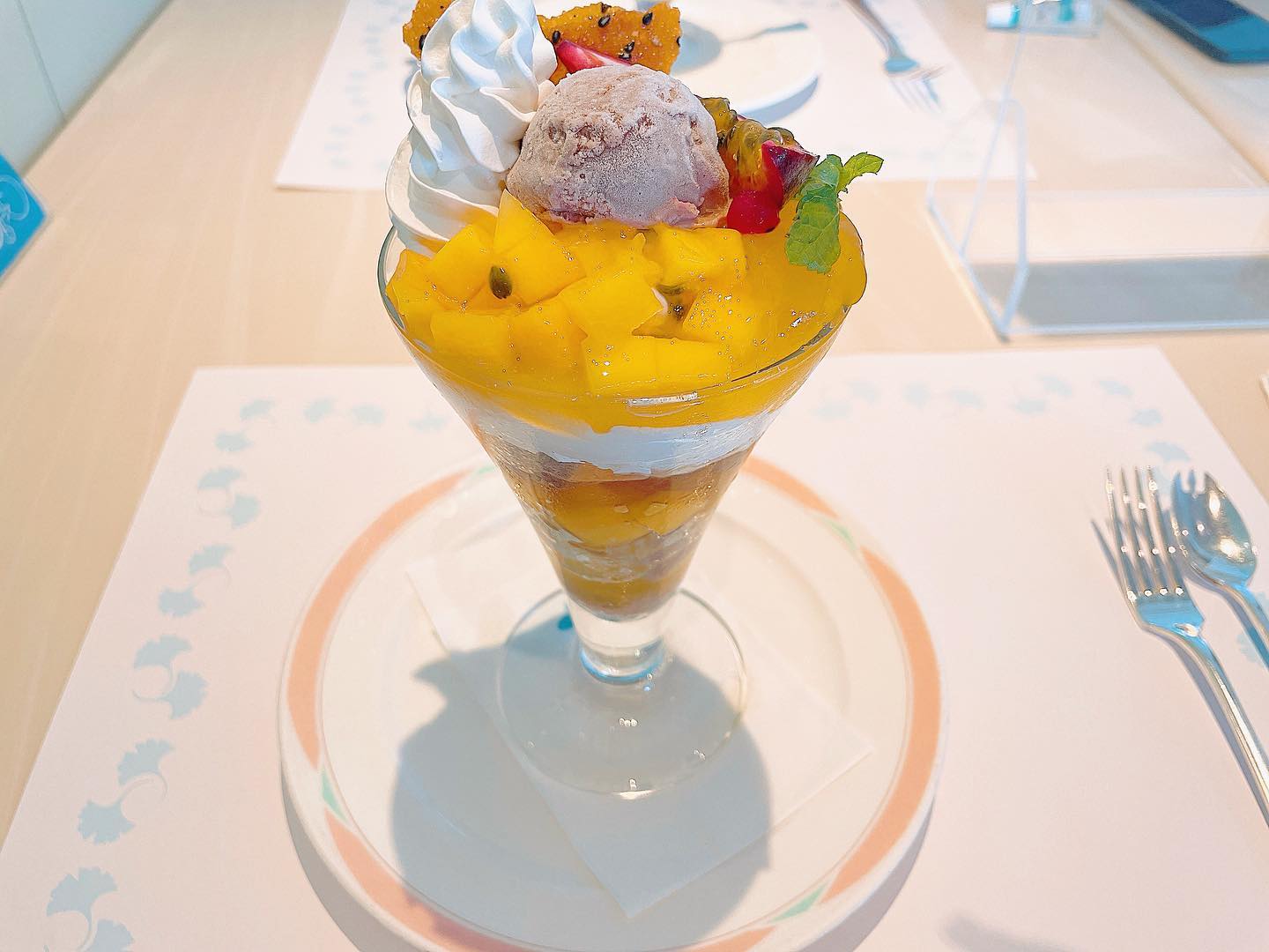 カフェレストラン「カメリア」