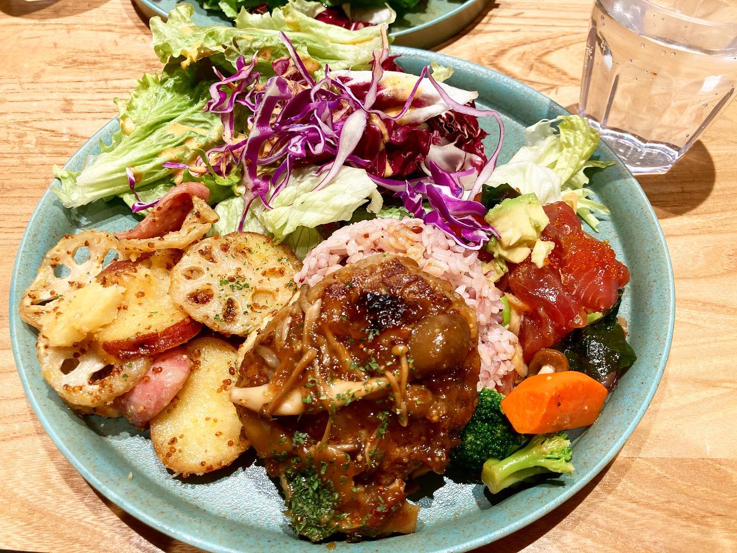 M's market delicatessen & diner エムズ マーケット デリカテッセン & ダイナー