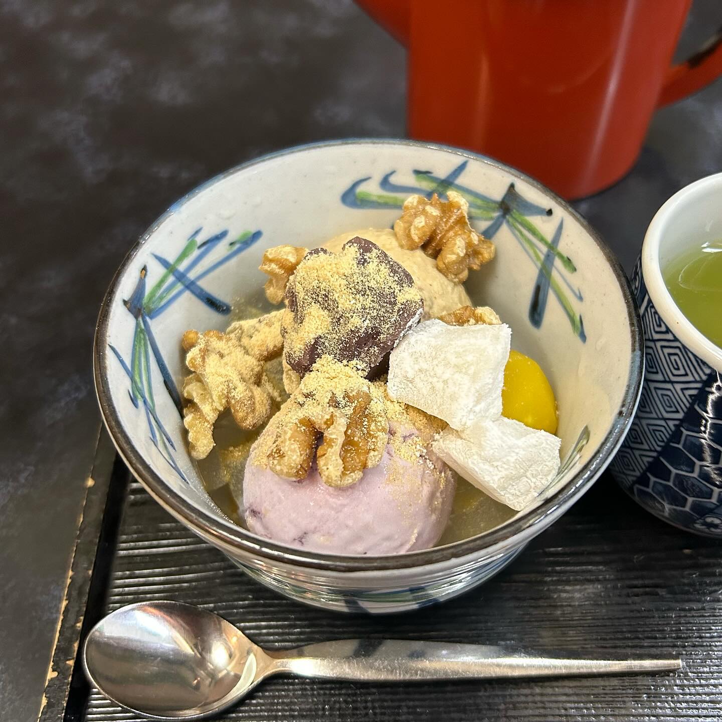 甘味処 みつばち