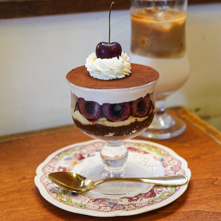 ぽえむ Mano A Mano Coffee