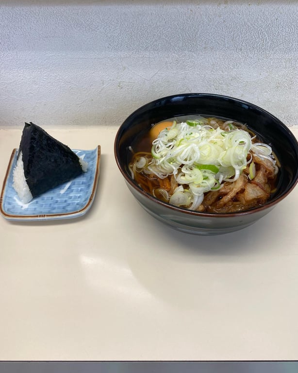 立喰そばうどん なかむら