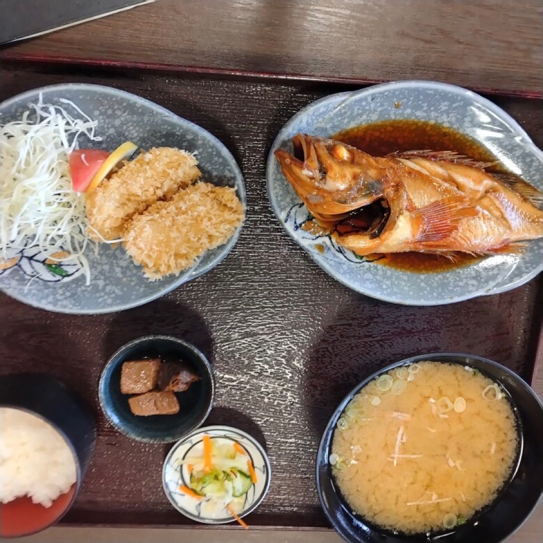 回転寿司・魚料理 島武