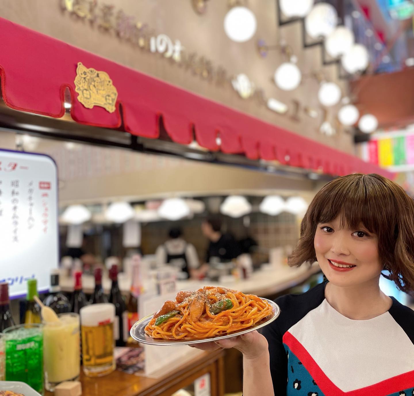 大衆食堂ニュースター 【ほぼ新宿のれん街 倉庫別館】