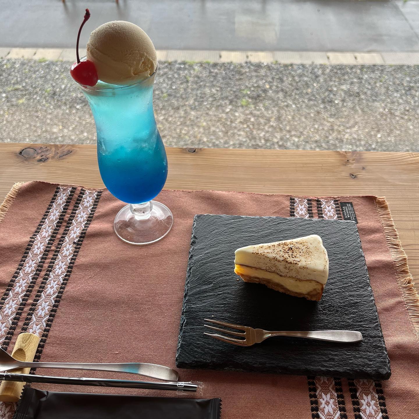 北上川テラス 七間倉