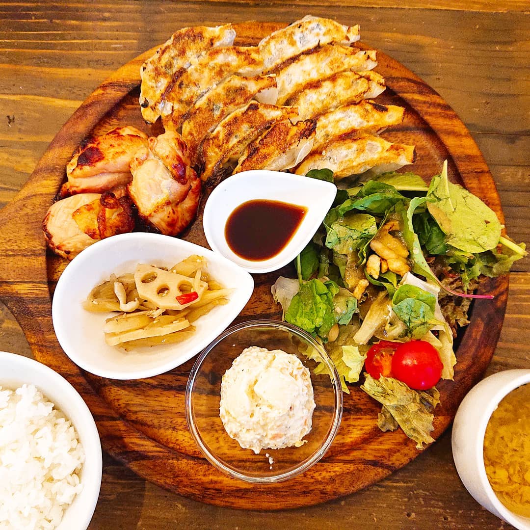 鎌倉餃子UMINECO Wine&cafe