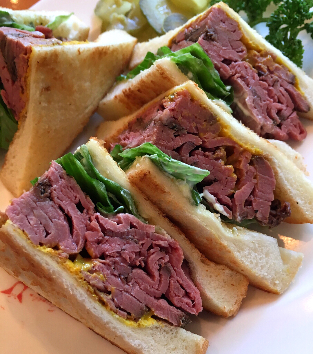 7025 フランクリン アベニュー