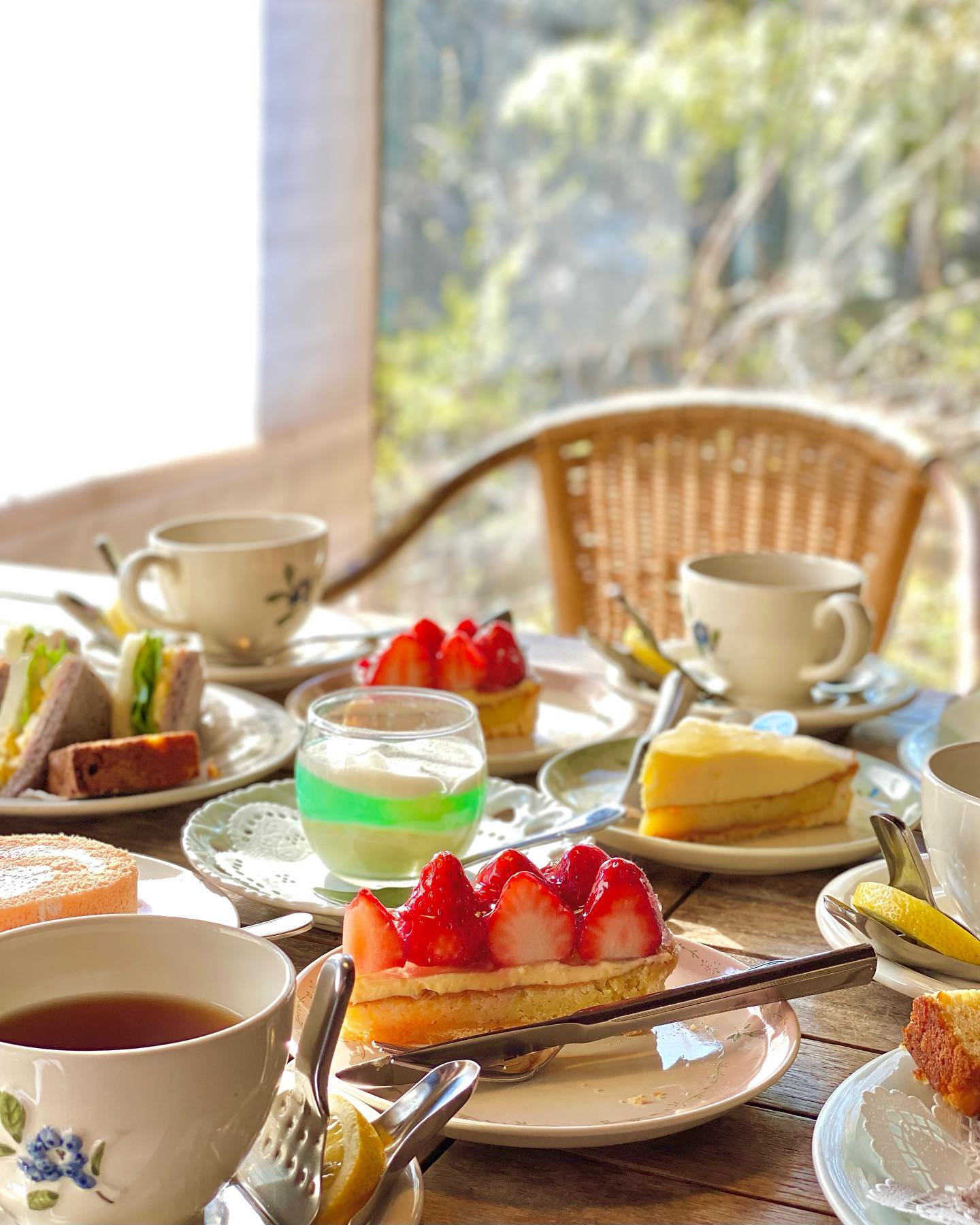 手作りケーキの店 屋根の上のガチョウ