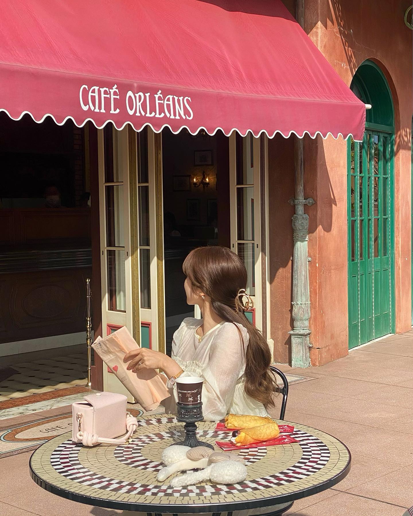 カフェ・オーリンズ