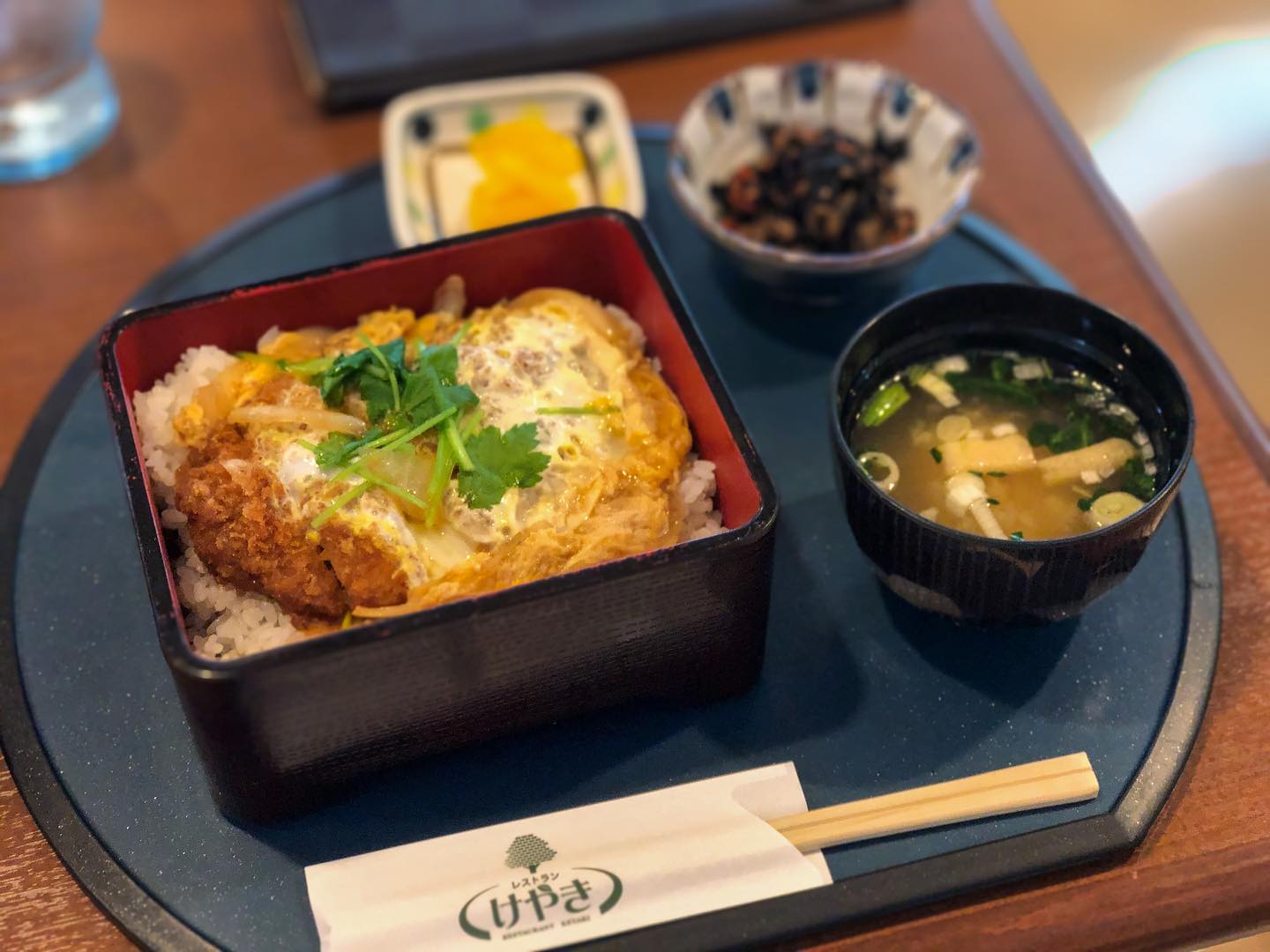 レストラン「けやき」-喫茶 & お食事-