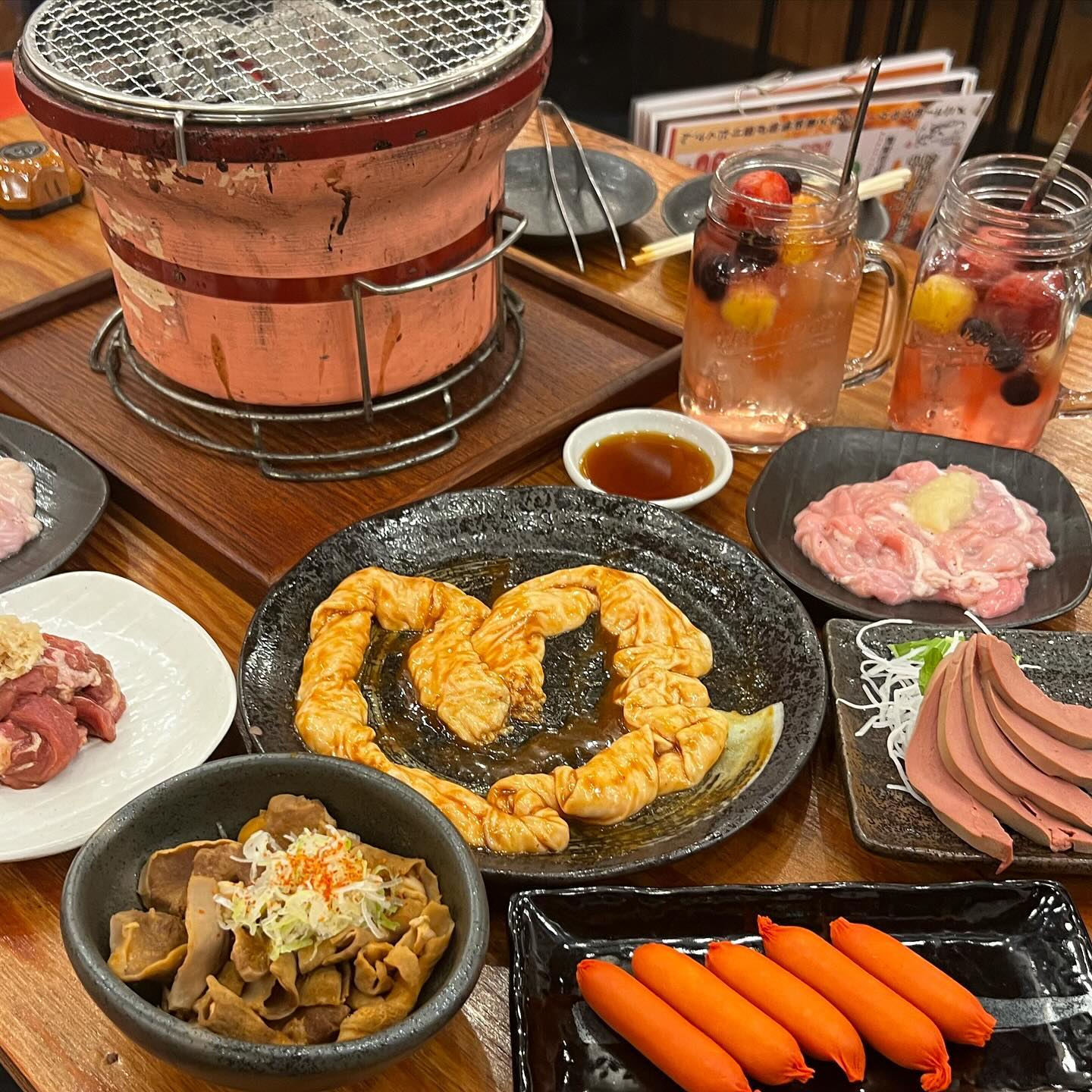 大衆炭火ほるもんひとすじもくもく。清須本店 〜鮮度にこだわるホルモン焼肉〜