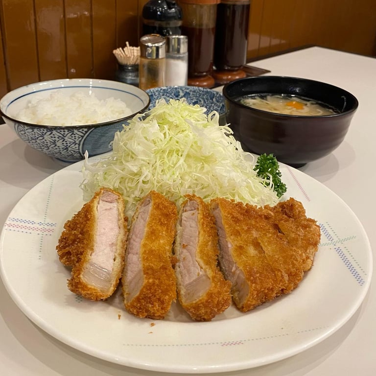 とんかつ たつみ亭
