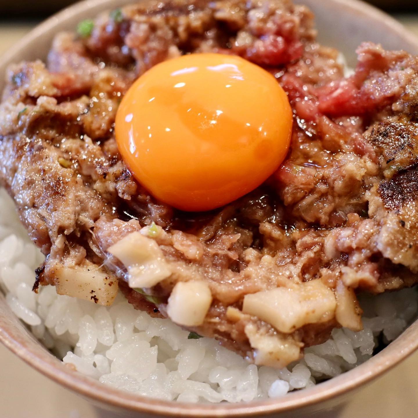 炭火焼きワンダーバーグ