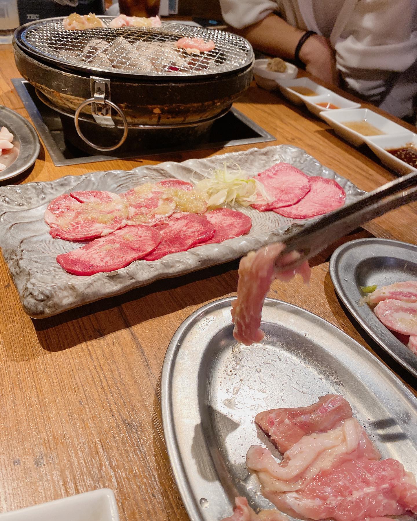 博多七輪炭火焼肉・もつ鍋田中ホルモン