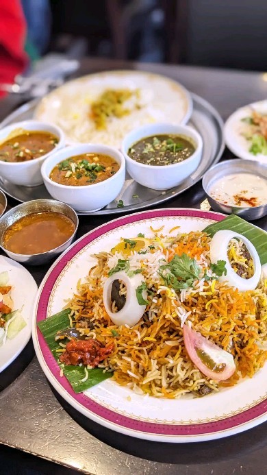 カーンケバブビリヤニ