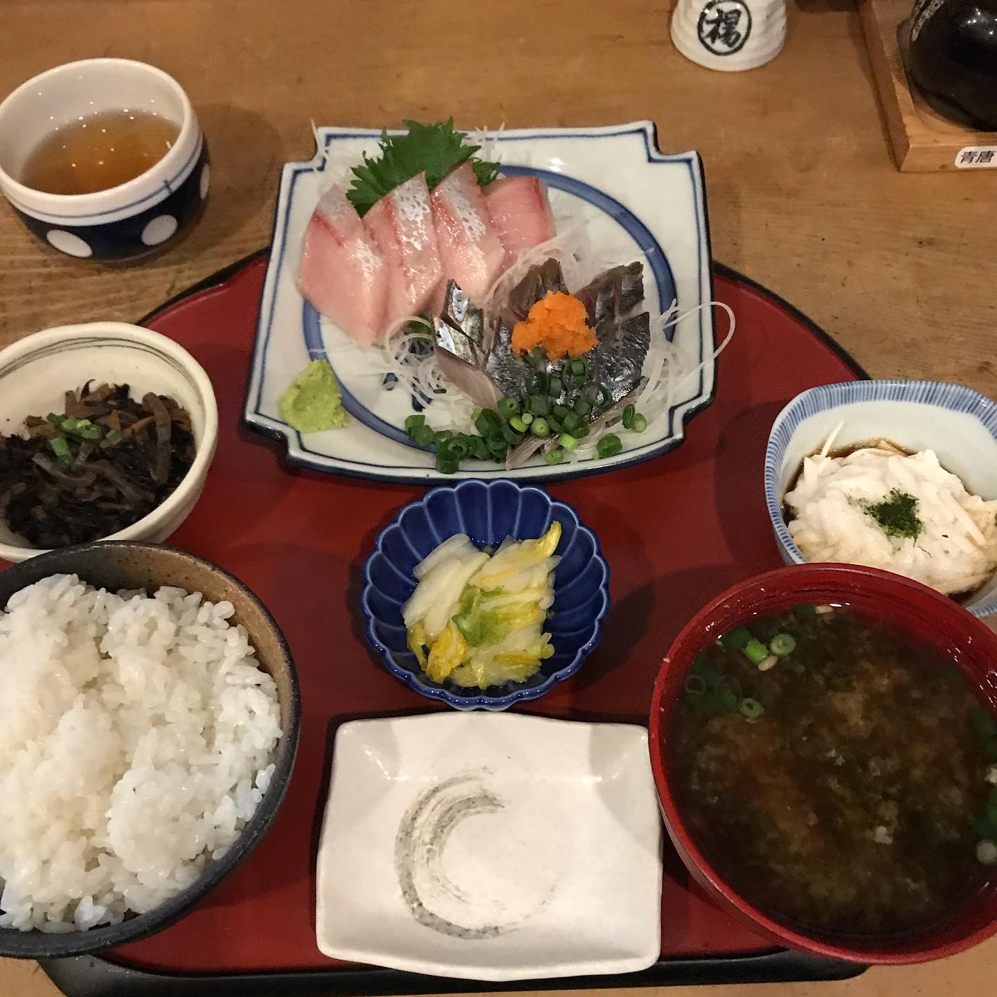 定食屋しゃもじ