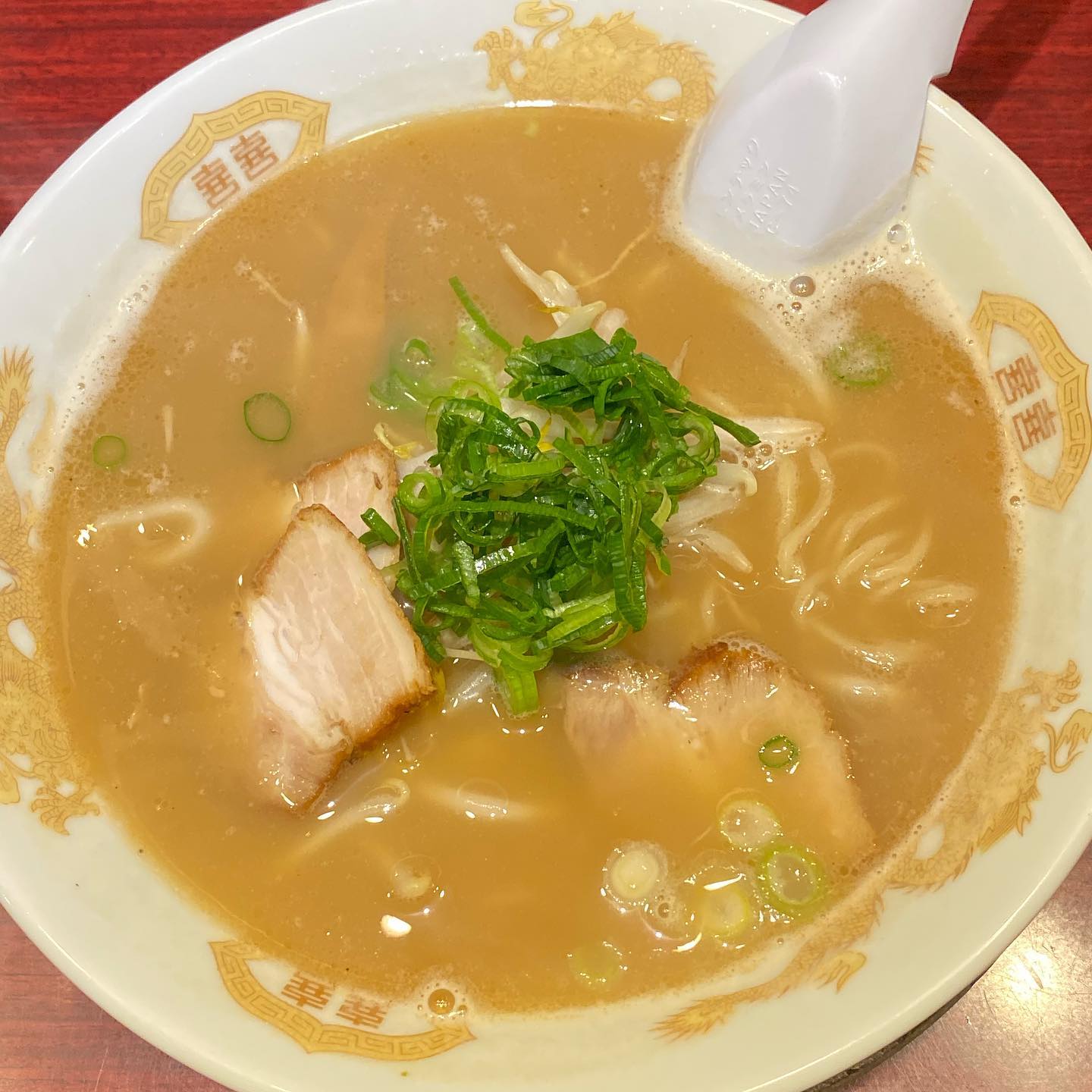 金龍ラーメン 西新地店