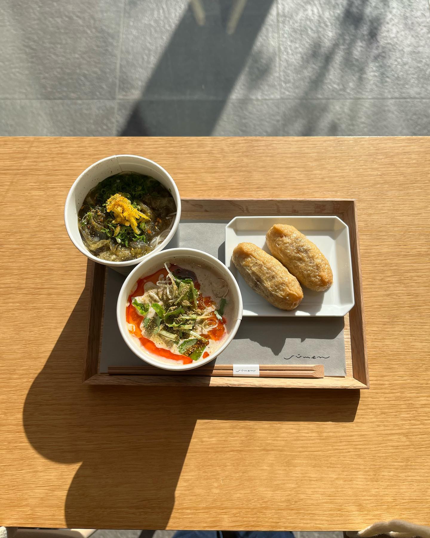 てのべたかだや