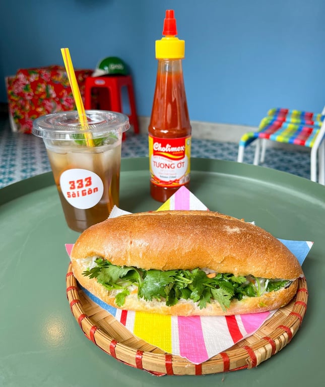 333 Sài Gòn バーバーバーサイゴン