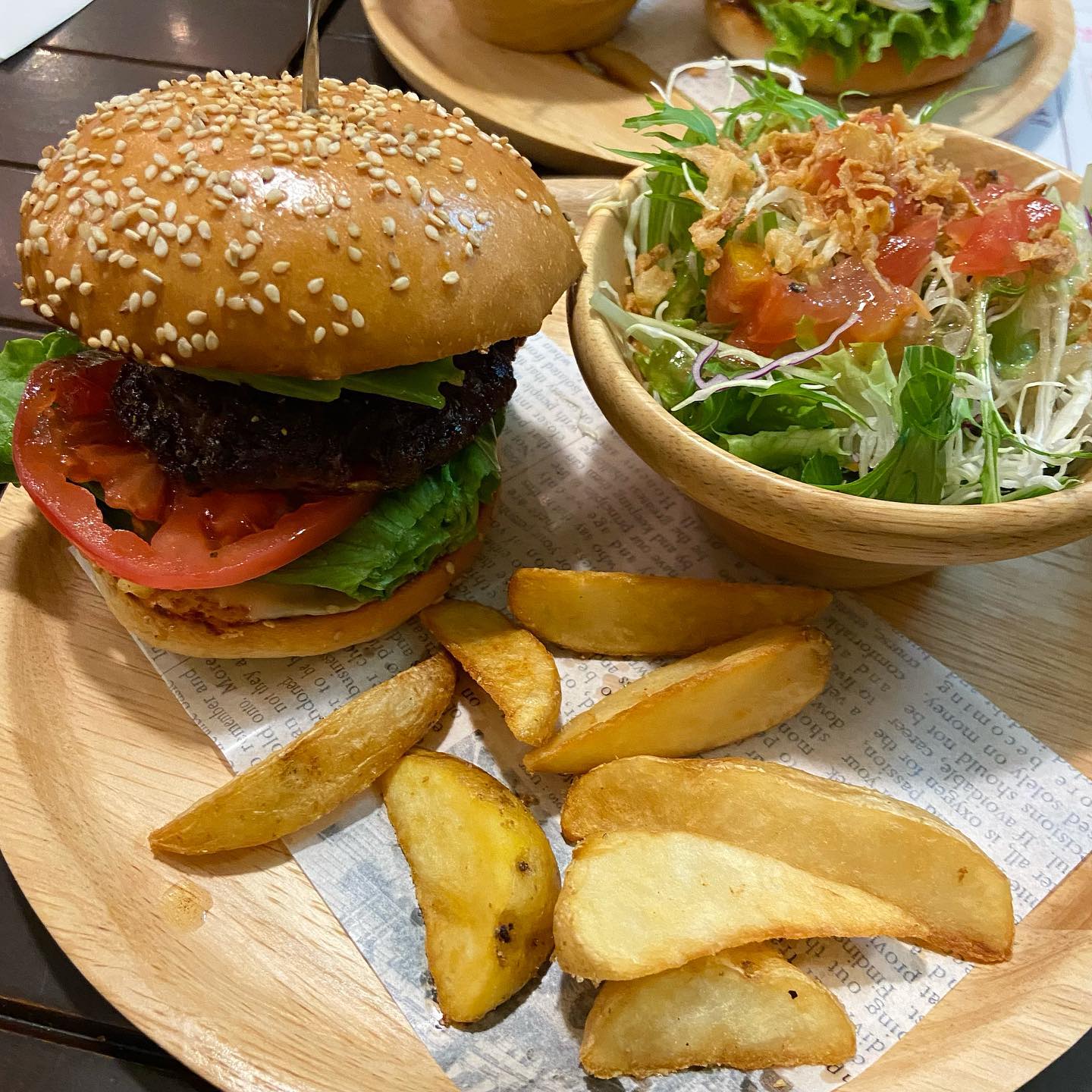CRAFT BURGER WAVES クラフトバーガーウェイブス